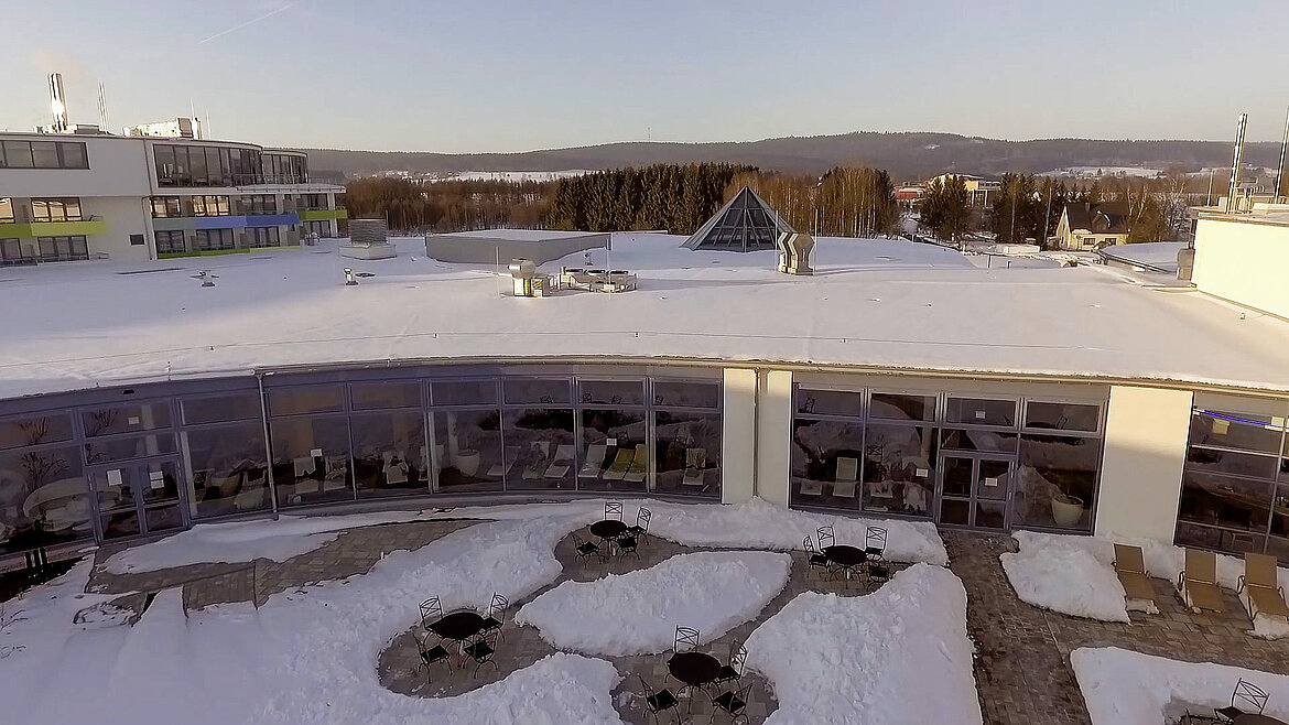 Nahaufnahme einer Therme von oben