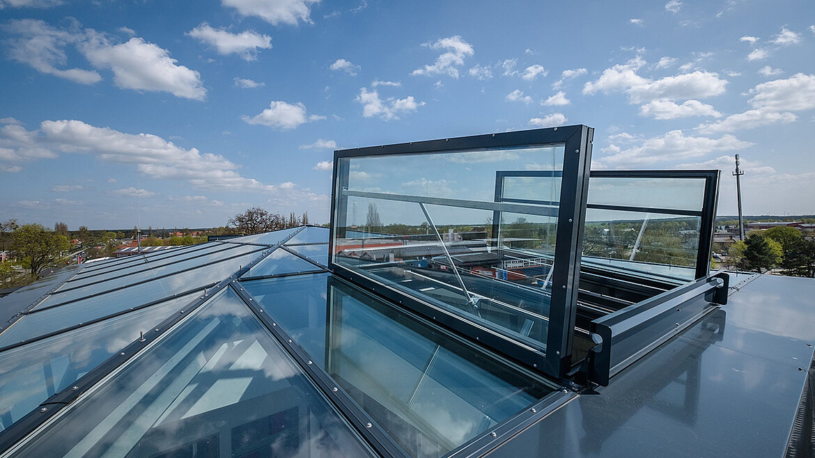 LAMILUX Glasdach PR60 auf Flachdach