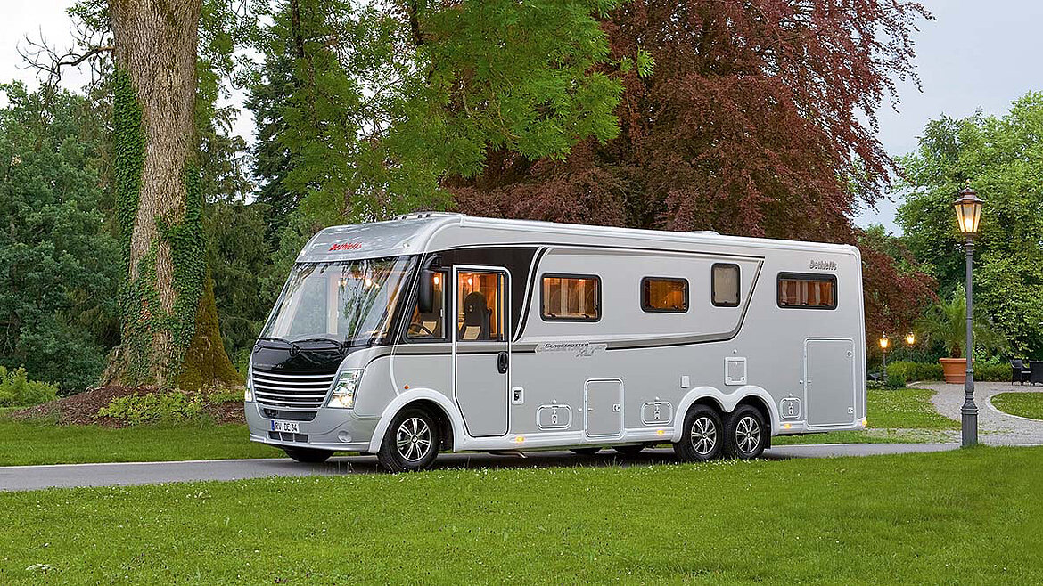 Wohnmobil im Grünen