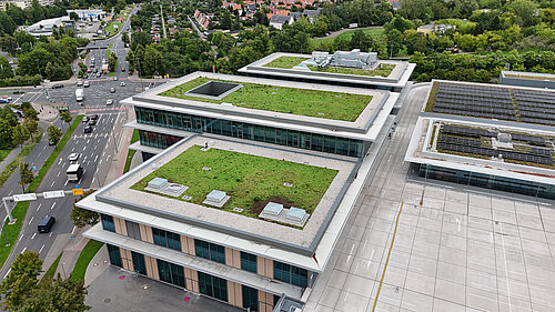 Dach des Kaufpark Dresden mit MRA Lösung von LAMILUX
