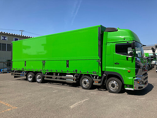 LAMILUX SUNSATION® am LKW LAMILUX SUNSATION® am LKW