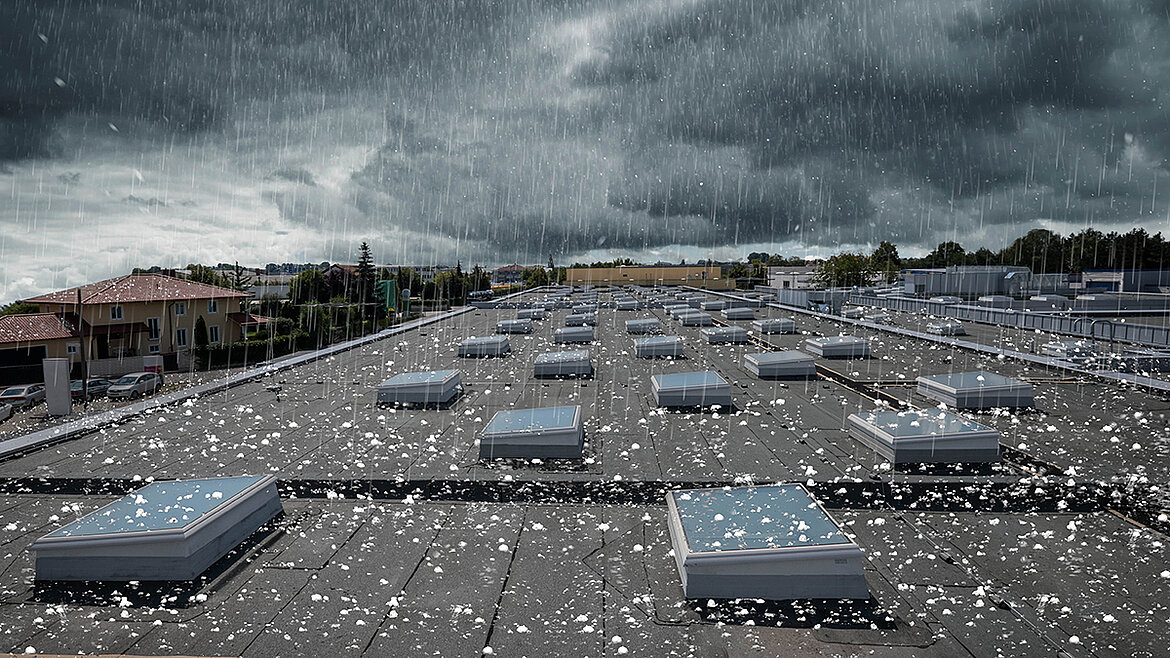 Hagel auf Dach