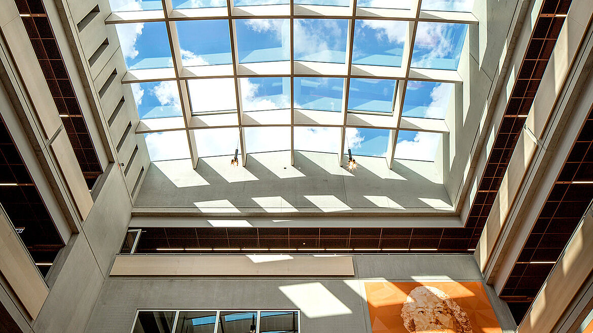 LAMILUX Glasdach PR60 Passivhaus im Willibald-Gluck-Gymnasium