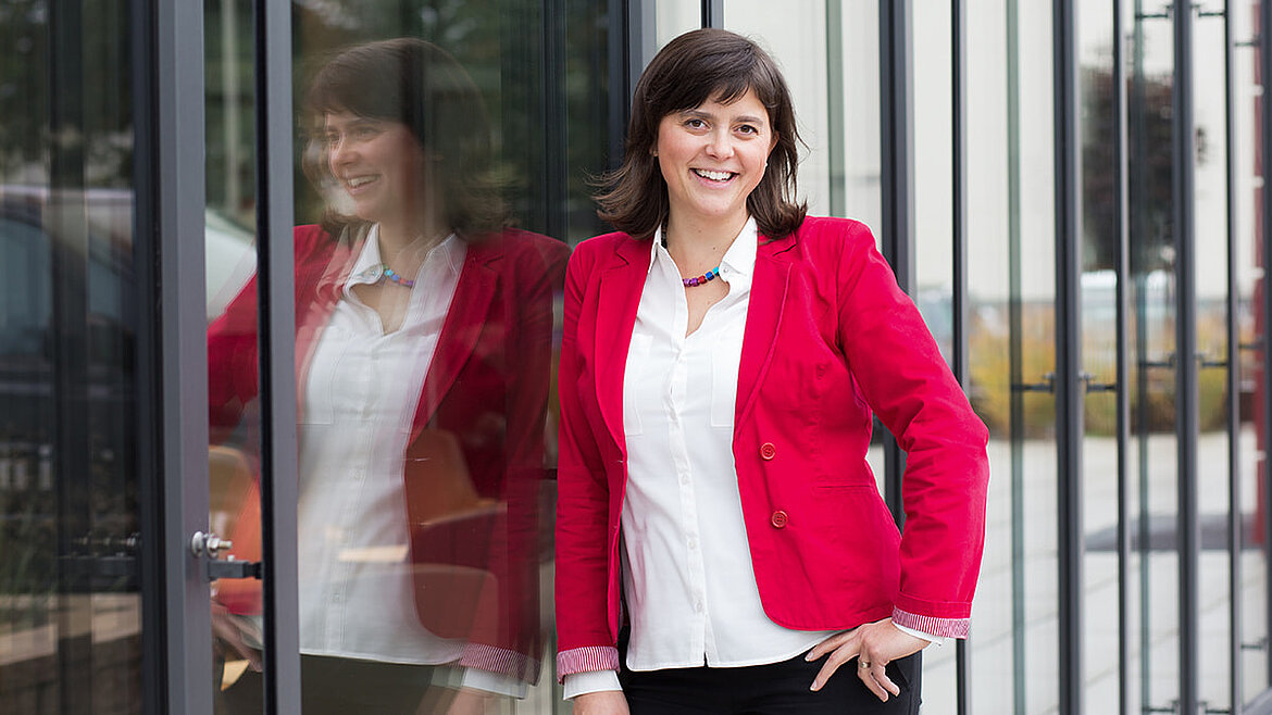 Jasmine Scholl, Personalleiterin bei LAMILUX Jasmine Scholl im Interview | karriereblog by LAMILUX